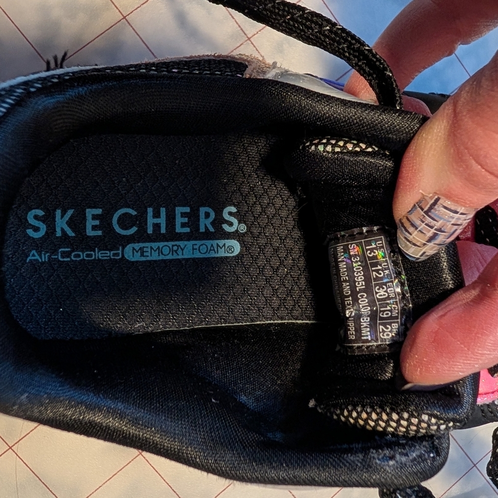 Girl's 13 Skechers Memory Foam Tennis Shoes Rainbow Holographic - Picture 5 of 7
